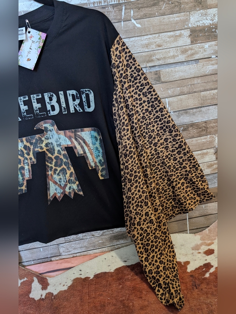 New Handcrafted Free Bird Graphic W Leopard Print Bat Winged Sleeves - Picture 4 of 11